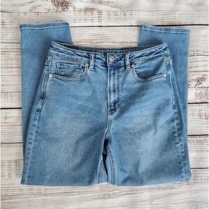 Sz 8 American Eagle Mom Jeans Womens Blue Denim Perfect Condition Light Medium